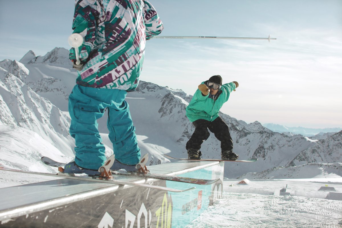 Snowboarding Stubai Tyrol 